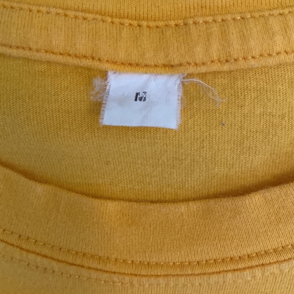 Friends Tee - Picture 3 of 4